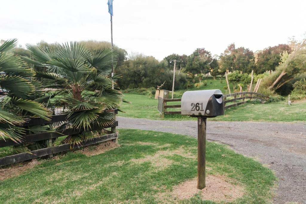 Bombay Hills Modern Retreat Lejlighed Auckland Eksteriør billede