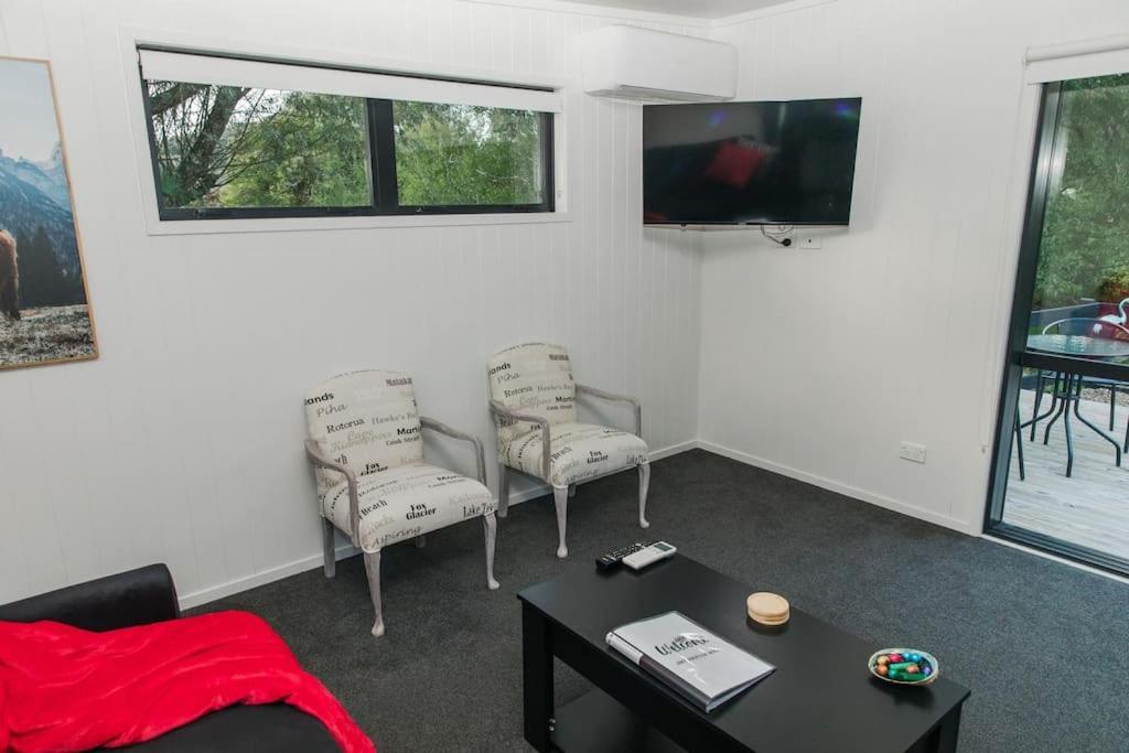 Bombay Hills Modern Retreat Lejlighed Auckland Eksteriør billede