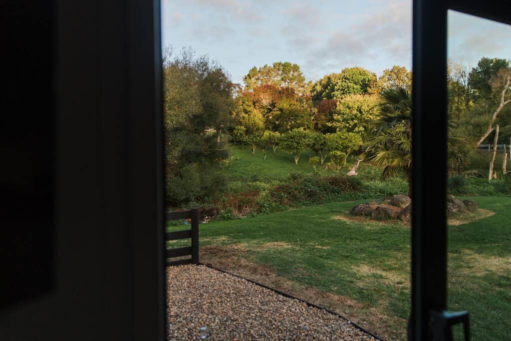 Bombay Hills Modern Retreat Lejlighed Auckland Eksteriør billede