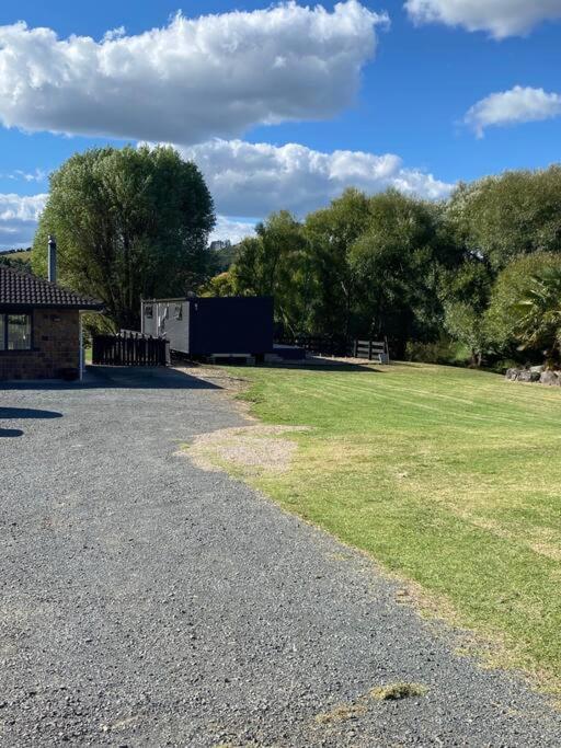 Bombay Hills Modern Retreat Lejlighed Auckland Eksteriør billede